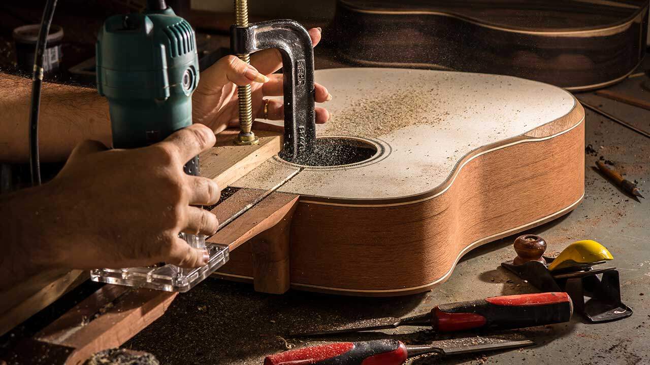 Guitar Niche - Best Acoustic Guitar Under $1000