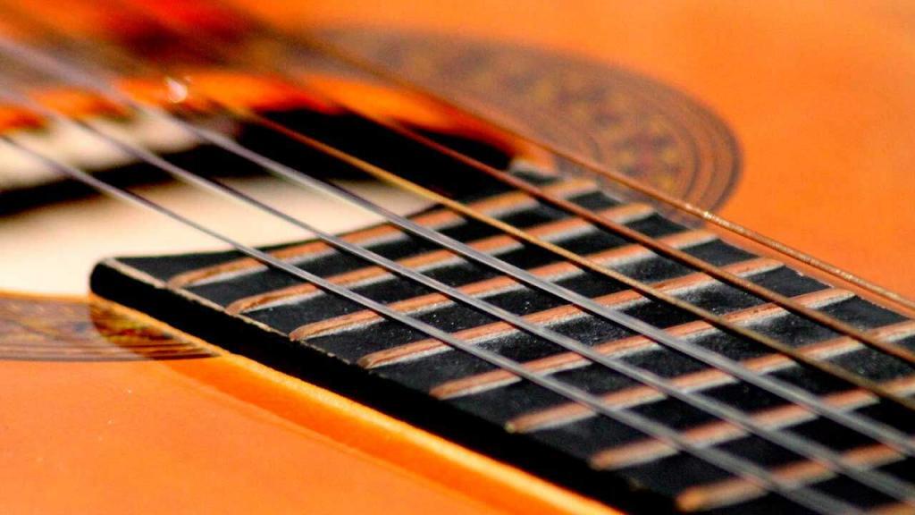 Classical Guitar vs Acoustic Guitar