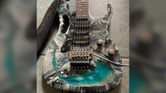 AmandaCaster Solo custom JEK-10 kit