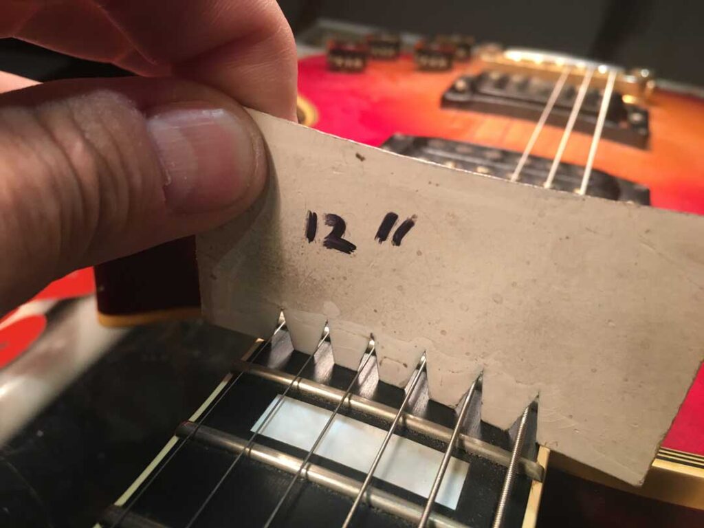 Confirming a Gibson Les Paul 12 Inch Fretboard Radius